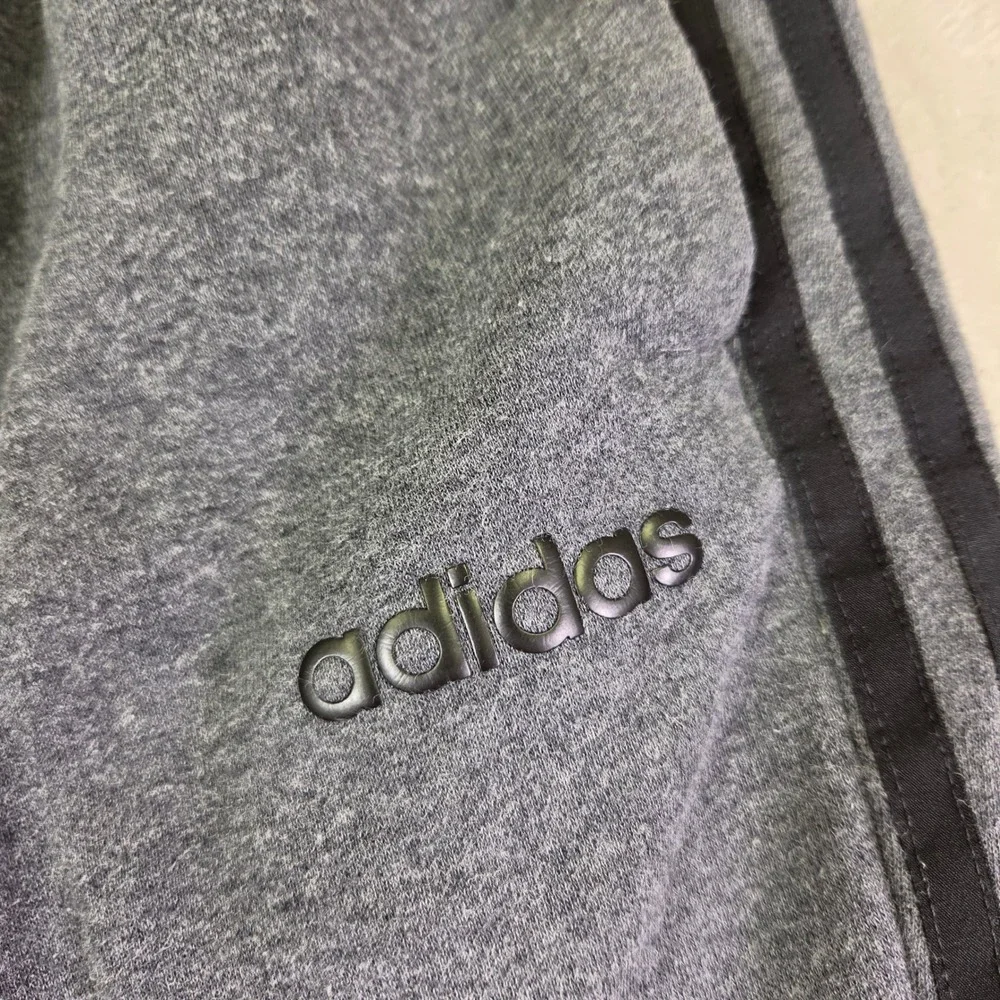 Adidas Mens Heather Gray Black 3-Stripe Fleece Athletic Sweatpants Size L